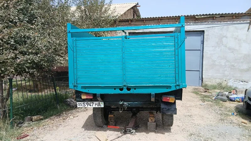 Uazik sotiladi holati yaxshi
