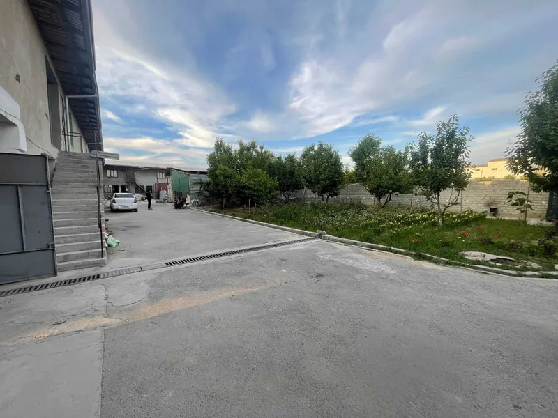 Склад / производство 2000 м² в аренду, заезд для фур Склад / производство 2000 м² в аренду, заезд для фур