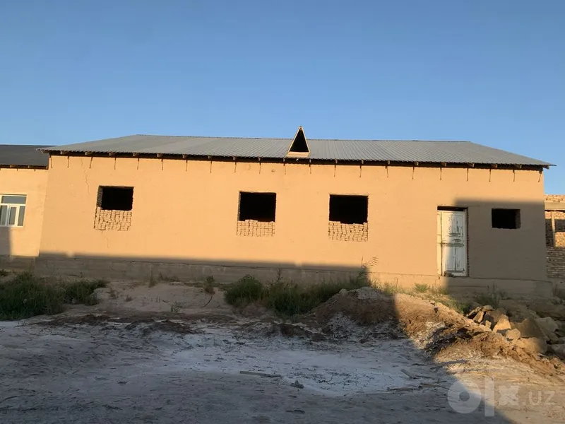 Уй сатылади Тахияташ 3 Уй сатылади Тахияташ 3