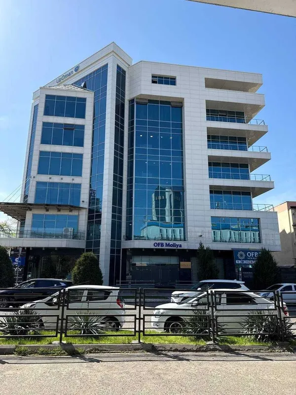 Сдаётся офис в БЦ UzOman Юнусабадский район R25