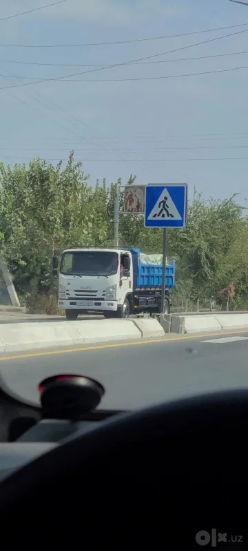 Самосвал Isuzu 5 т 1 Самосвал Isuzu 5 т 1