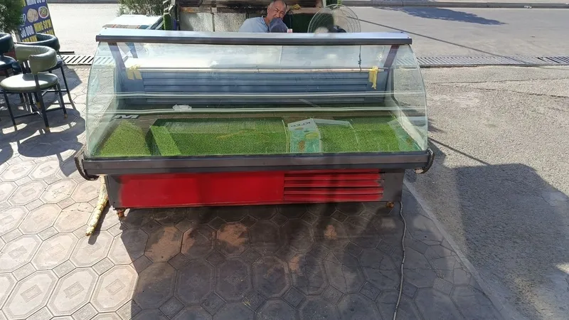 vetrina xaladelnik vetrina xaladelnik