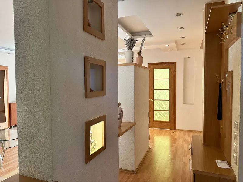 5 xonali kvartira, 100 m2, Mirzo Ulug'bek 2
