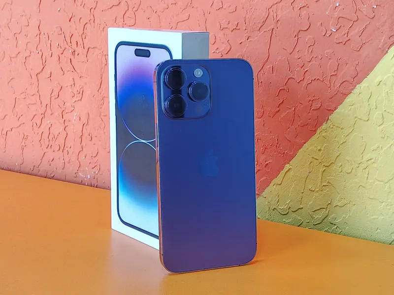 Продается смартфон iPhone 14 Pro Max — фото 1