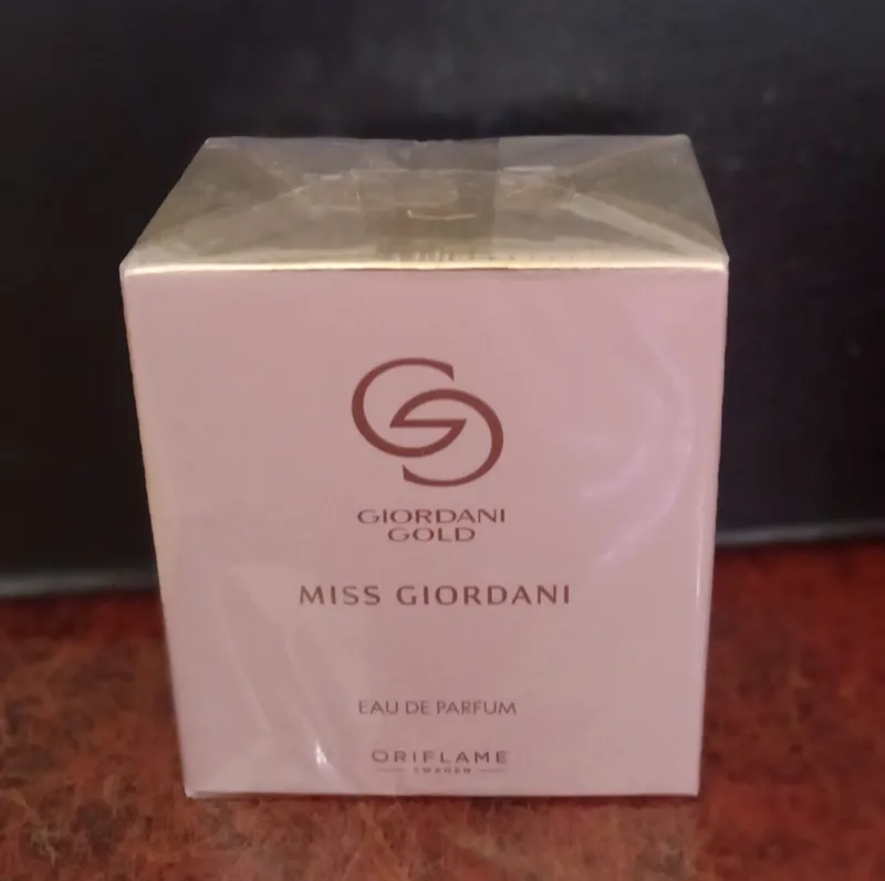 Giordani Gold. Miss Giordani Oriflaim 2 Giordani Gold. Miss Giordani Oriflaim 2