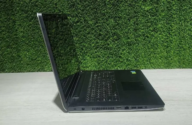 Ноутбук Dell Inspiron 5749 / i7-5500U /8ГБ /240ГБ/ Nvidia GeForge 840M — фото 2