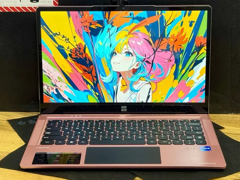 GETWAY RoSe GolD America Sensor EKRAN I7-Processor 1 GETWAY RoSe GolD America Sensor EKRAN I7-Processor 1