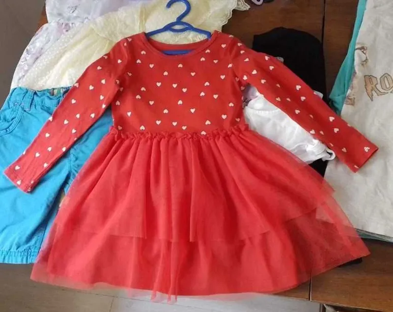 Платье Carters на девочку 3-4 года 1 Платье Carters на девочку 3-4 года 1