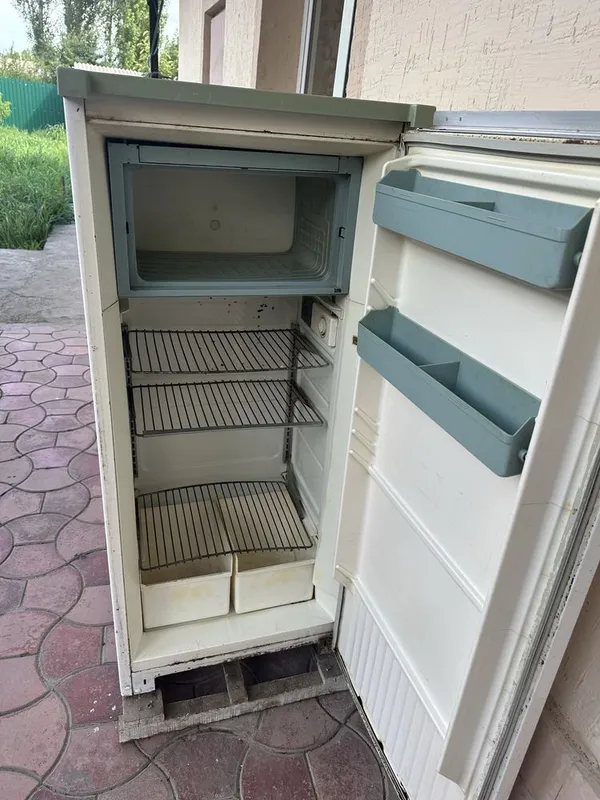 Холодиьник сотилади 2