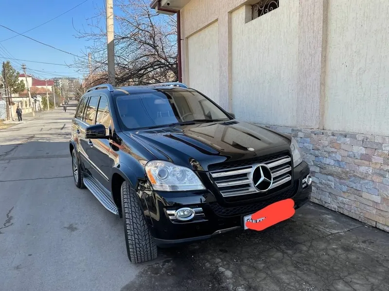 Продаётся Mercades Benz GL550.