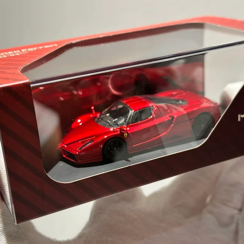 1:64 Ferrari Enzo машинка, коллекционное авто 2 1:64 Ferrari Enzo машинка, коллекционное авто 2