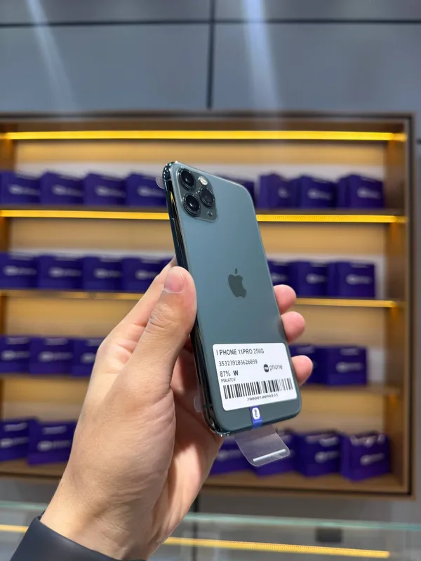 iPhone 11 PRO 1 iPhone 11 PRO 1