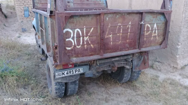 Самарканд, Нурабад: машина 1986 года на ходу 4 Самарканд, Нурабад: машина 1986 года на ходу 4
