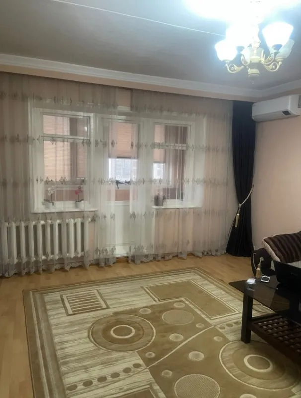 Продаётся 3-комнатная квартира, 72 м², Мирзо-Улугбекский район 2