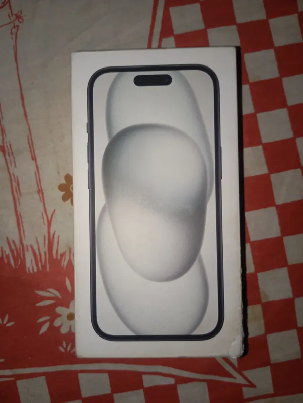 iPhone 15 1