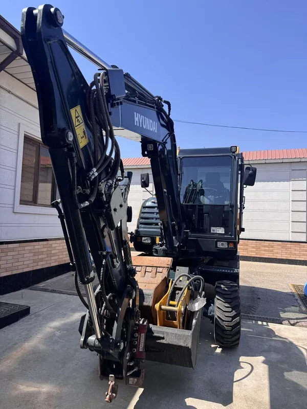 Exkavator HYUNDAI HW65A 2024-yil ishlagan soati 1372 4 Exkavator HYUNDAI HW65A 2024-yil ishlagan soati 1372 4