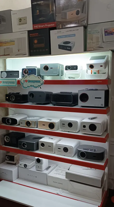 Everycom Neo Vue proyektori 5 Everycom Neo Vue proyektori 5