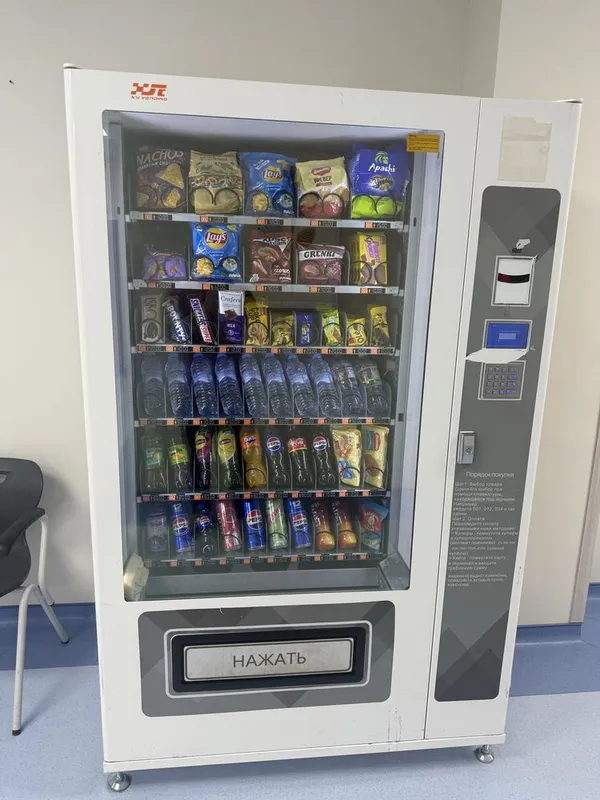 Вендинговый аппарат Vending apparat 6