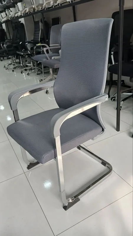 Kreslo office va uy uchun 6 Kreslo office va uy uchun 6