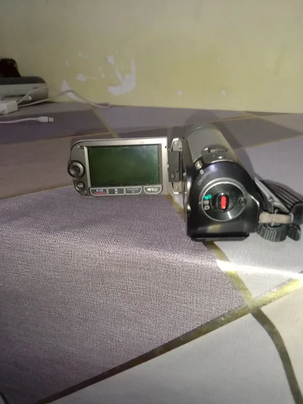 Видео камера Canon — фото 1