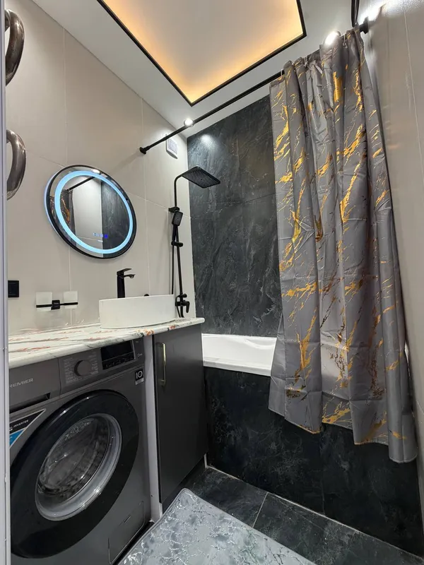 2/2/4 Kvartira sotiladi, mualliflik ta’miri, yangi mebel va texnika 7