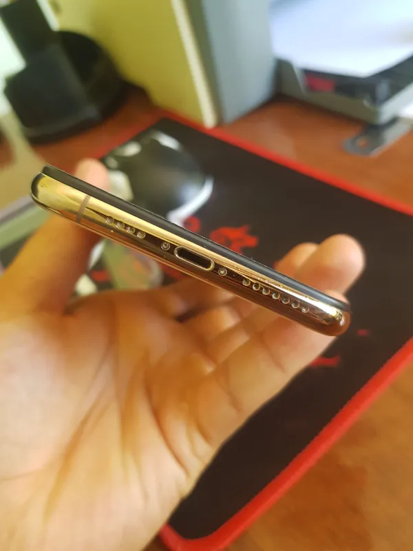 iPhone XS Max 64 ГБ 4 iPhone XS Max 64 ГБ 4