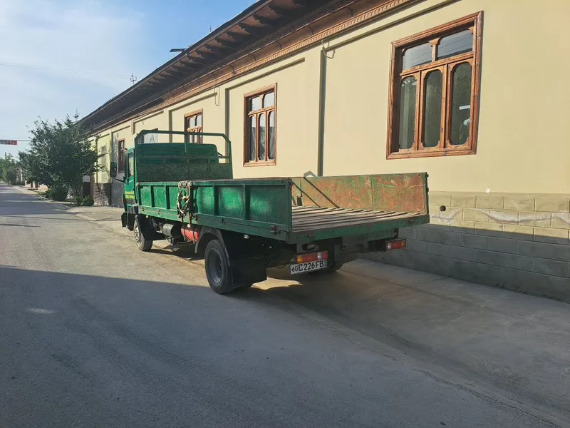 Зудликбилан сотилади isuzu матор 3 Зудликбилан сотилади isuzu матор 3