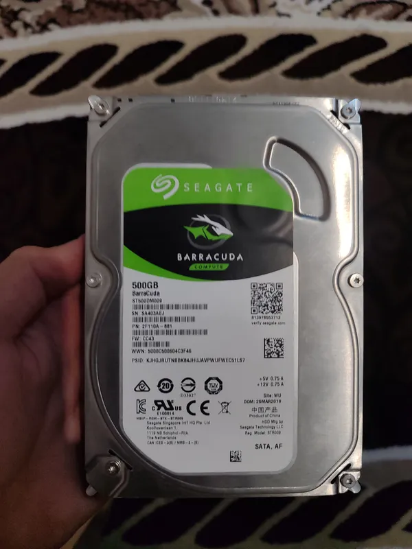 Seagate BarraCuda 500GB HDD — Holati 100% ideal!