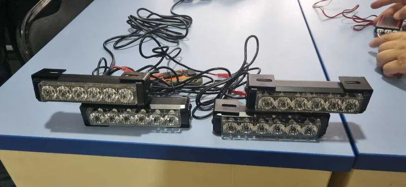 Стробоскоп в решётку 12V, 10 режимов, IP65 | Stroboskop avtomobil