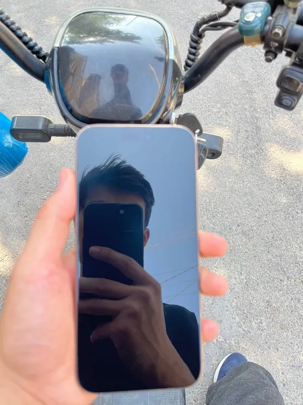 Phone 16 Pro Max — 256 GB 1 Phone 16 Pro Max — 256 GB 1