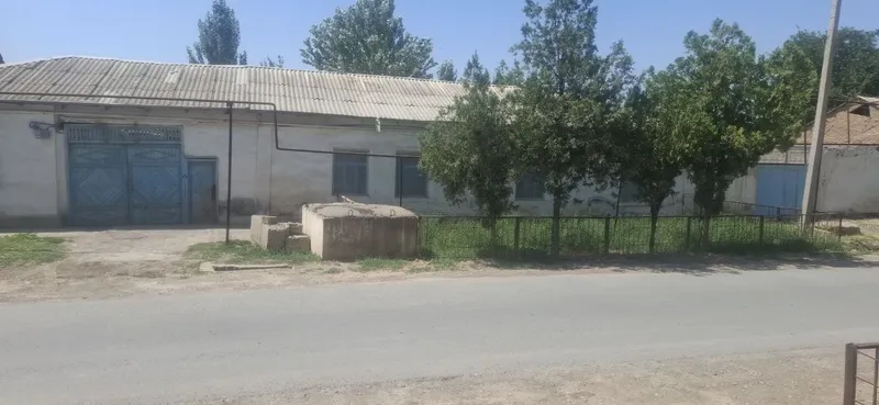 24 so‘tixli Uy sotiladi qarshida