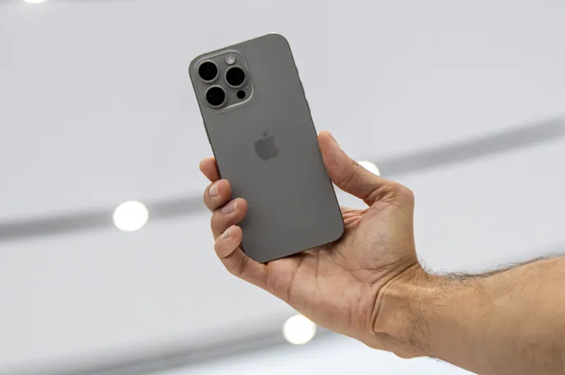 Iphone 15 pro max 1