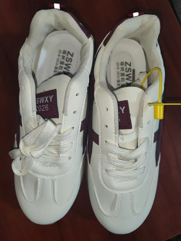 Кроссовки👟 2