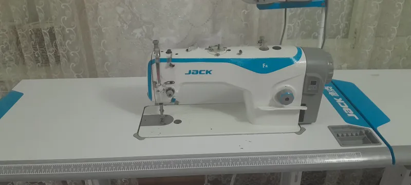 Швейная машинка Jack 2 Швейная машинка Jack 2