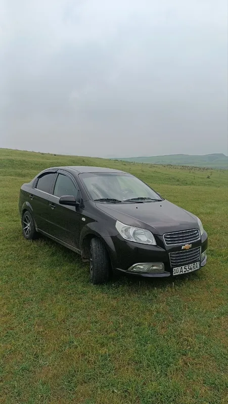 Нексия 3 сотилади