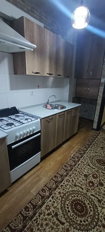 Массивда Срочна  3 хонали уй сотилади 3