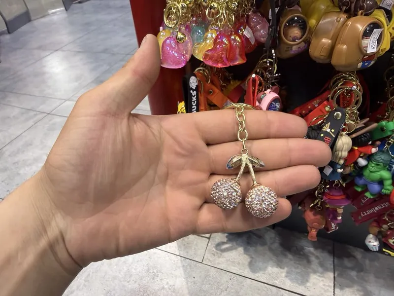 Briloklar katta asartimentda 5