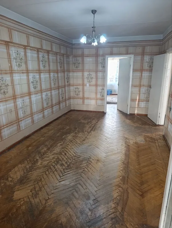 Продам квартиру на Ц-6,4/3/4!115 тысяч! — фото 1