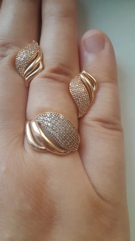 Tilla komplekt sotiladi