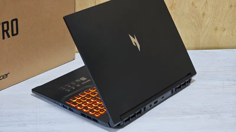 Acer Nitro V 16 AI 3