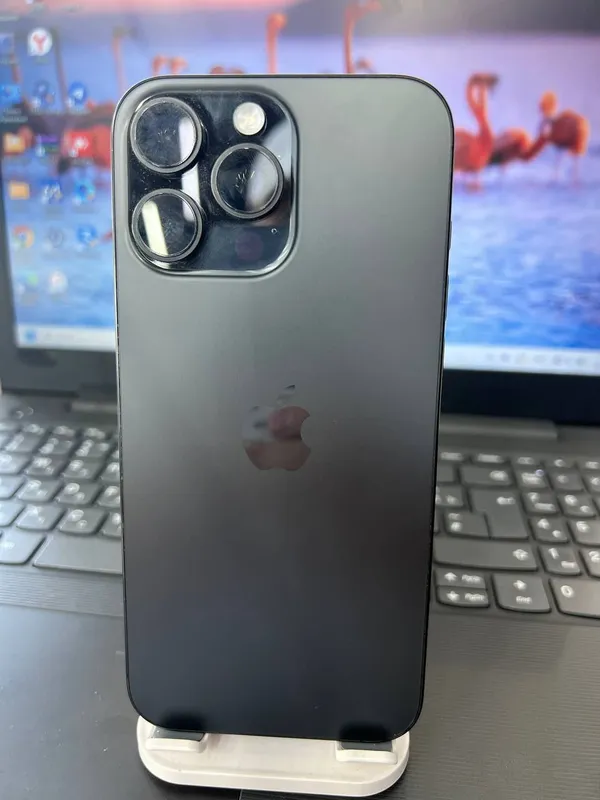 I p h o n e 15 Pro