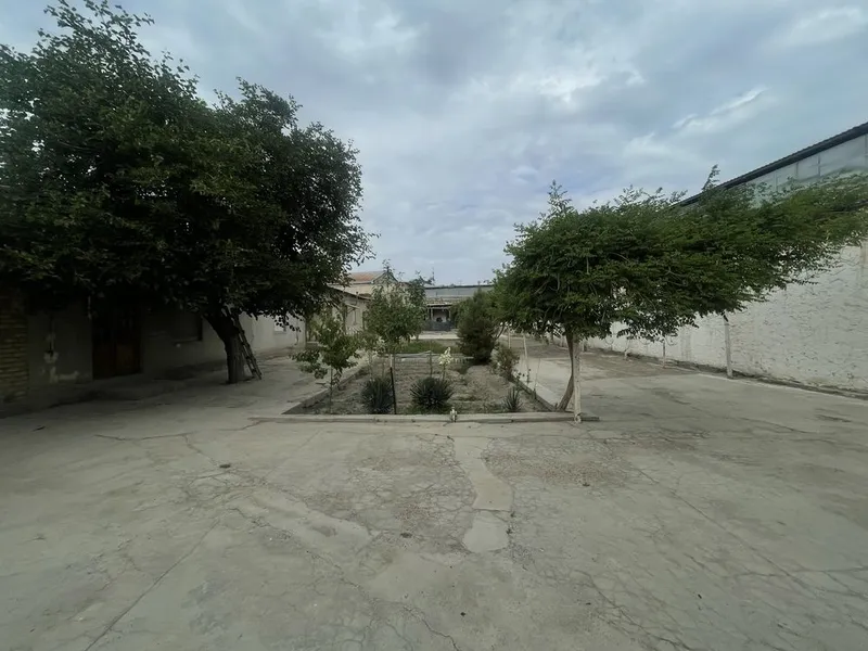 Uchastka sotiladi katta hovli tel qilinglar — фото 2