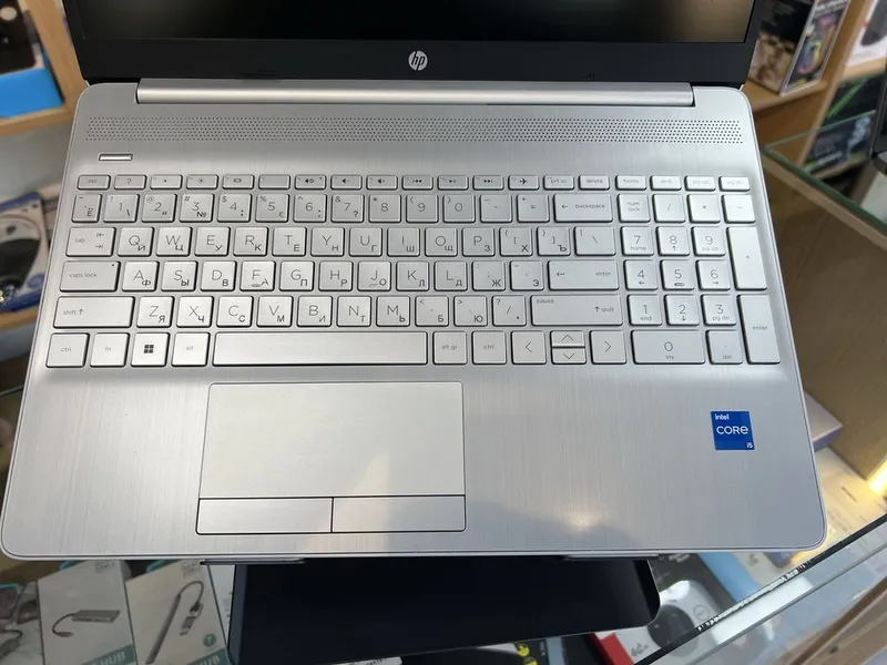 HP Core i5-1235U | 16GB | 512GB SSD | MX550 2GB | 12-авлод 8 HP Core i5-1235U | 16GB | 512GB SSD | MX550 2GB | 12-авлод 8