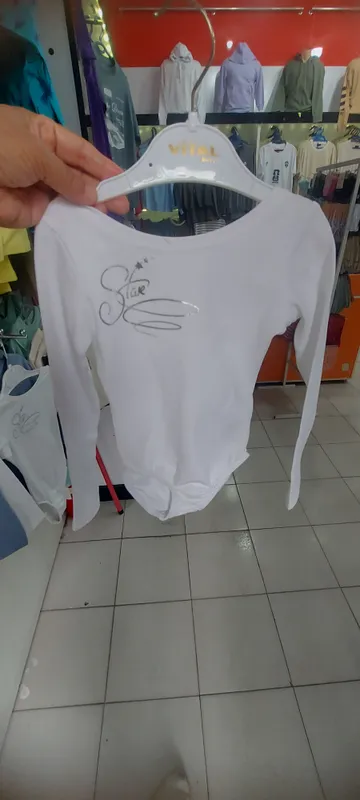 Дивчачий гимнастика форма