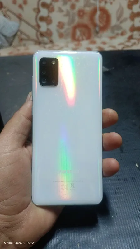 A31 SAMSUNG состояние отличное, есть 4x камера 1