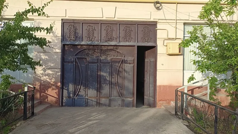Дом (ховли) 4,2 сотки, вокзал, ориентир: Максимус, гостиница Навои 2