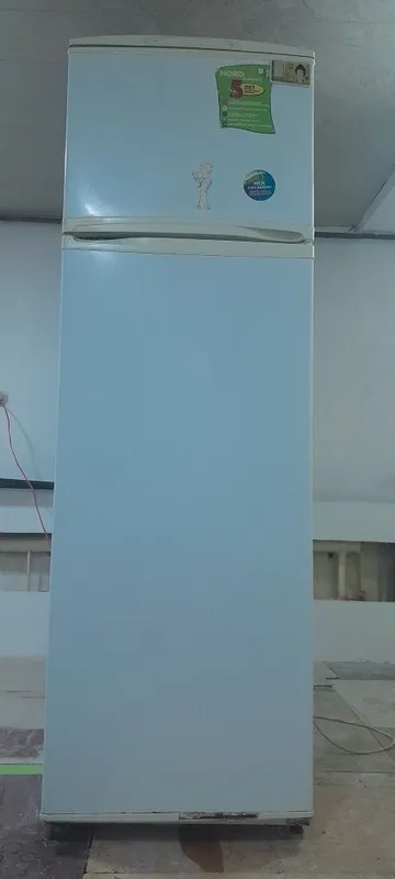 Холодильник рабочий б/у