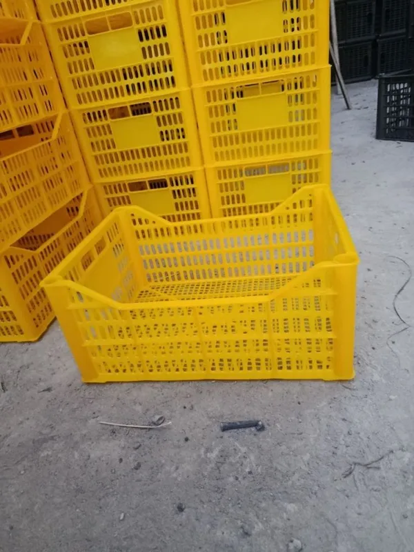 Plastik yashiklar bor 1