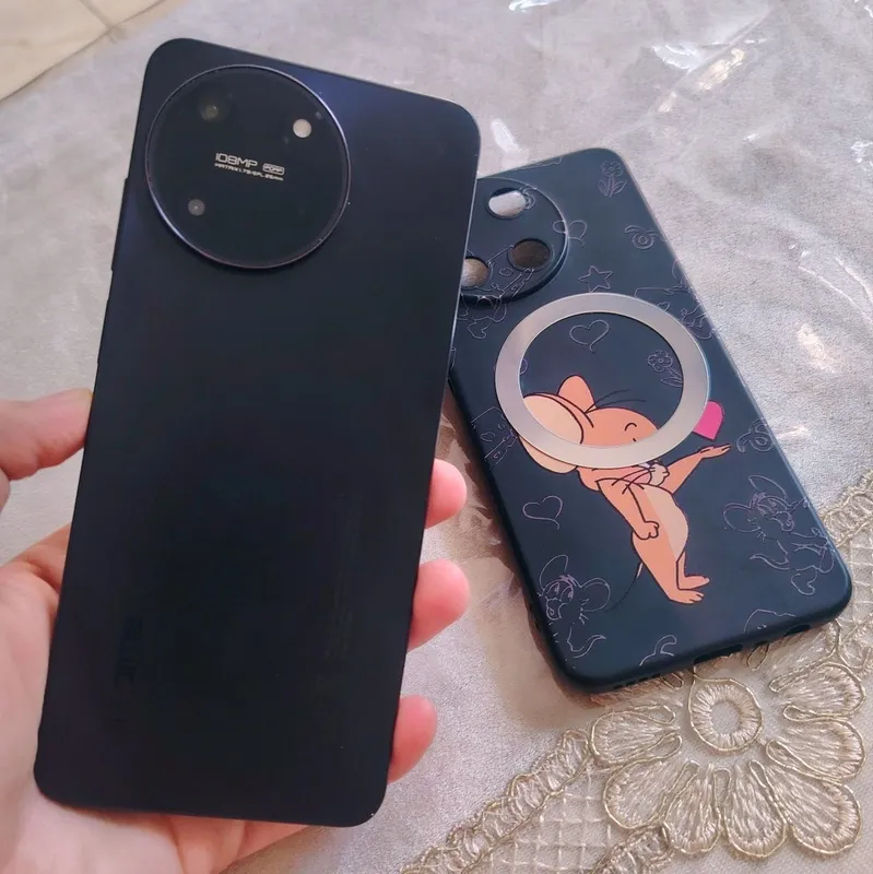 Realme 11 4G 8/256Gb 4
