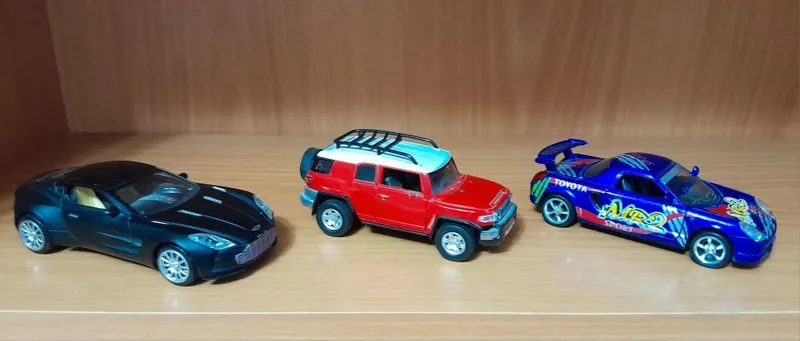 Продам модельки машин 3